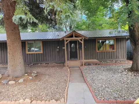2512 Columbine Dr, Durango, CO 81301