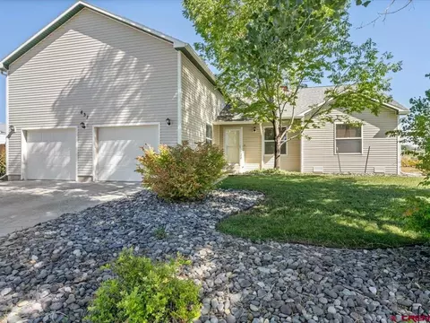 631 Silver Dr, Montrose, CO 81401