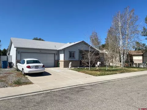 515 12 S Mountain Oak Dr, Clifton, CO 81520