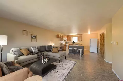 212 S 11th St #206, Gunnison, CO 81230