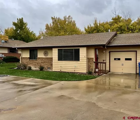 2104 Stratford Dr #B, Montrose, CO 81401