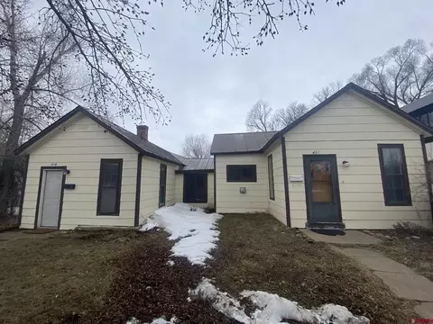 419 N 421 N Iowa St, Gunnison, CO 81230
