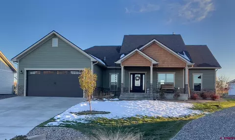 3848 Scarlet Ct, Montrose, CO 81401
