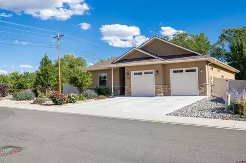 3024 Outlook Rd, Montrose, CO 81401