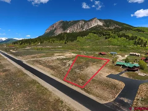 204 N Avion Dr, Crested Butte, CO 81224