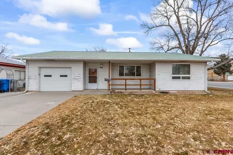 1103 Sunset Ln, Montrose, CO 81403