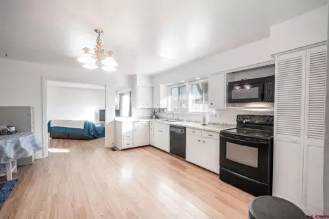 1322 E North St, Cortez, CO 81321