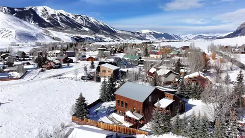 454 Teocalli Rd, Crested Butte, CO 81224
