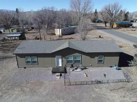 305 9th St, Saguache, CO 81149