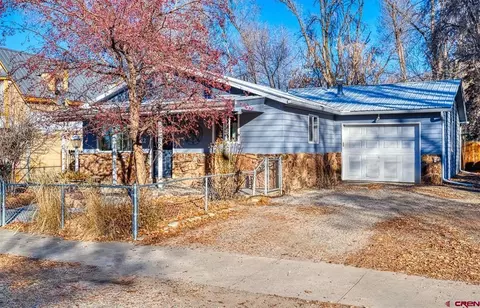 12 1st St, Paonia, CO 81428