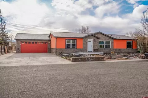 1306 Corral Dr, Montrose, CO 81401