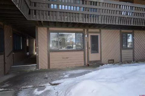 212 S 11th St #104, Gunnison, CO 81230
