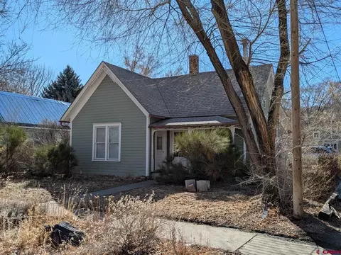513 3rd St, Paonia, CO 81428