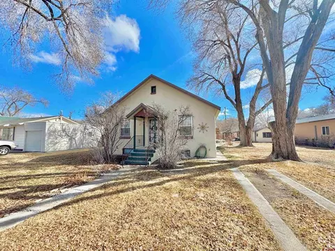 810 N 5th St, Montrose, CO 81401