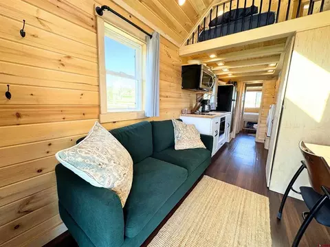 22130 6850 Rd #210, Montrose, CO 81403