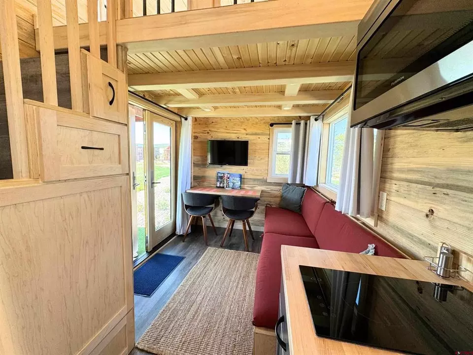 Living - 22130 6850 Rd #211, Montrose, CO 81403 photo 5 of 5