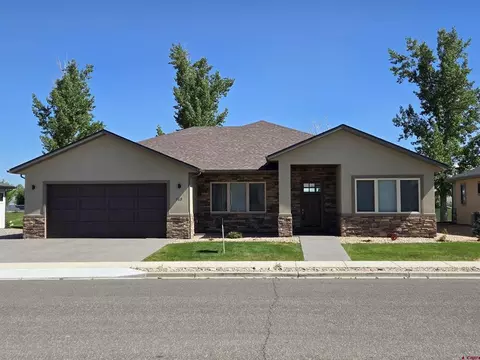 813 San Sophia Dr, Montrose, CO 81403