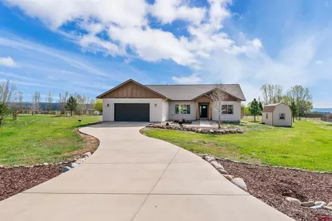 215 Encantado Ln, Durango, CO 81303