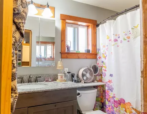 Bath - 329 Payne Ln, Ignacio, CO 81137 photo 1 of 1