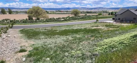 4117 Waterfall Dr, Montrose, CO 81403