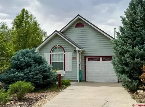 833 S 2nd St, Montrose, CO 81401