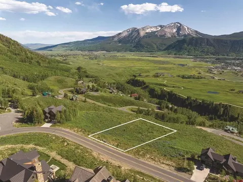 16 Summit Rd, Crested Butte, CO 81225