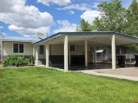 609 E 4th St, Delta, CO 81416