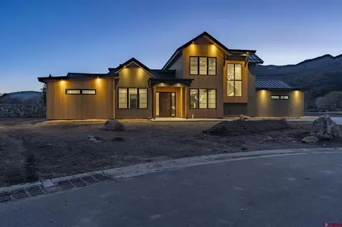 102 Elkview Ct, Durango, CO 81301