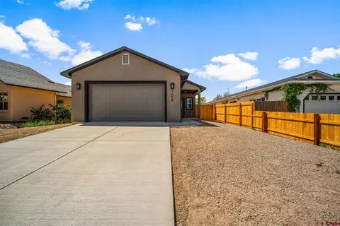 1459 Acoma St, Cortez, CO 81321