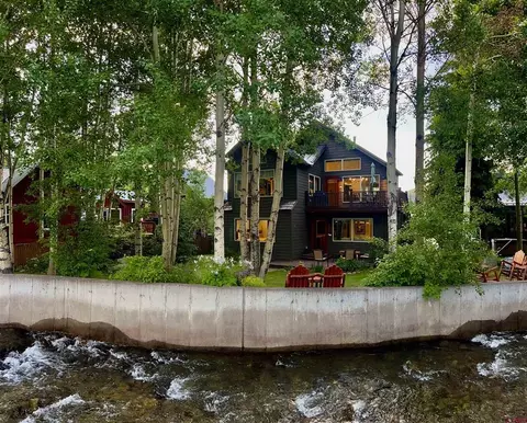 221 Maroon Ave, Crested Butte, CO 81224