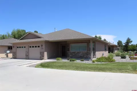 1238 Peppertree Dr, Montrose, CO 81401