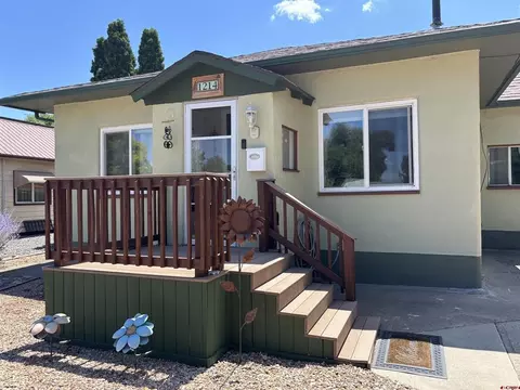 1214 N 1st St, Montrose, CO 81401