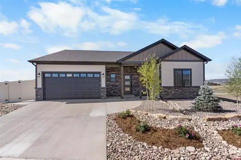 3431 Pinewood St, Montrose, CO 81401