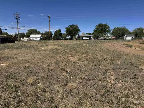221 S Maple St, Cortez, CO 81321