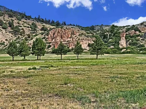 141 E Cliffside Ct, South Fork, CO 81154