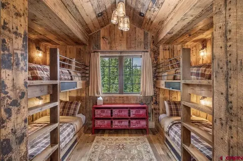 Bedroom - 23 Gray Fox Ln, Crested Butte, CO 81225 photo 7 of 7