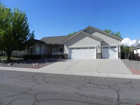 2308 Mead Ln, Montrose, CO 81401