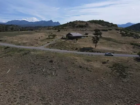 141 Spring Creek Cir, Chromo, CO 81128