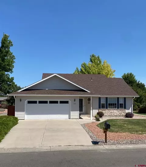 1665 Sneffels St, Montrose, CO 81401