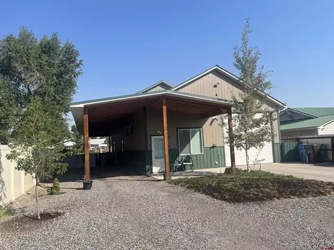 625 S 9th St, Montrose, CO 81401