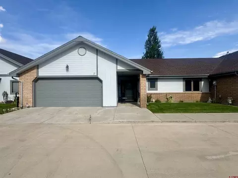 15 Sunnybrook Pl #F, Alamosa, CO 81101