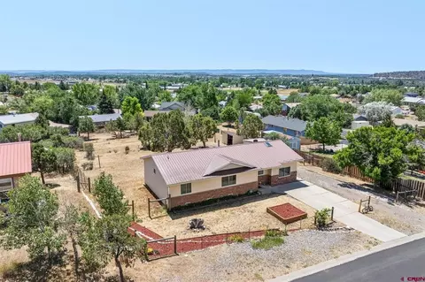 742 E Tamarack Dr, Bayfield, CO 81122