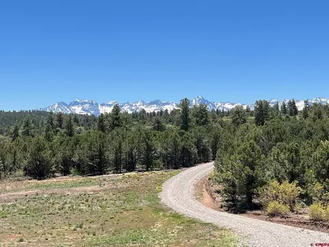 744 Larsen Dr, Montrose, CO 81403