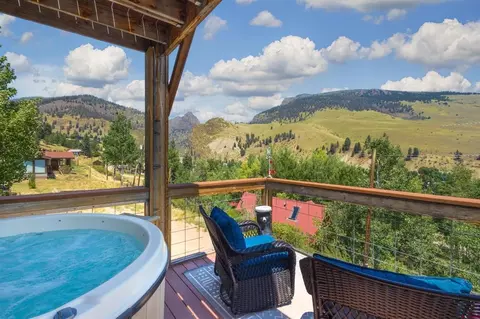301 W 3rd, Creede, CO 81130