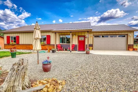 98 Hawk Pl, Pagosa Springs, CO 81147