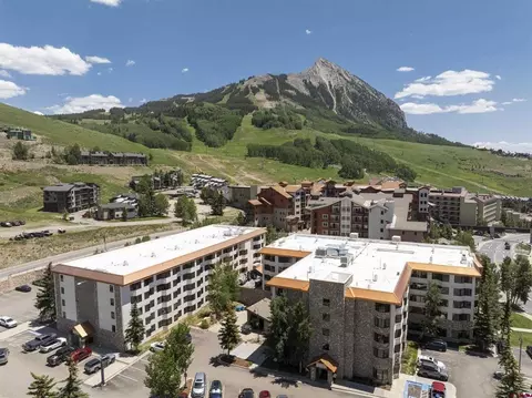 6 Emmons Rd #218, Crested Butte, CO 81225