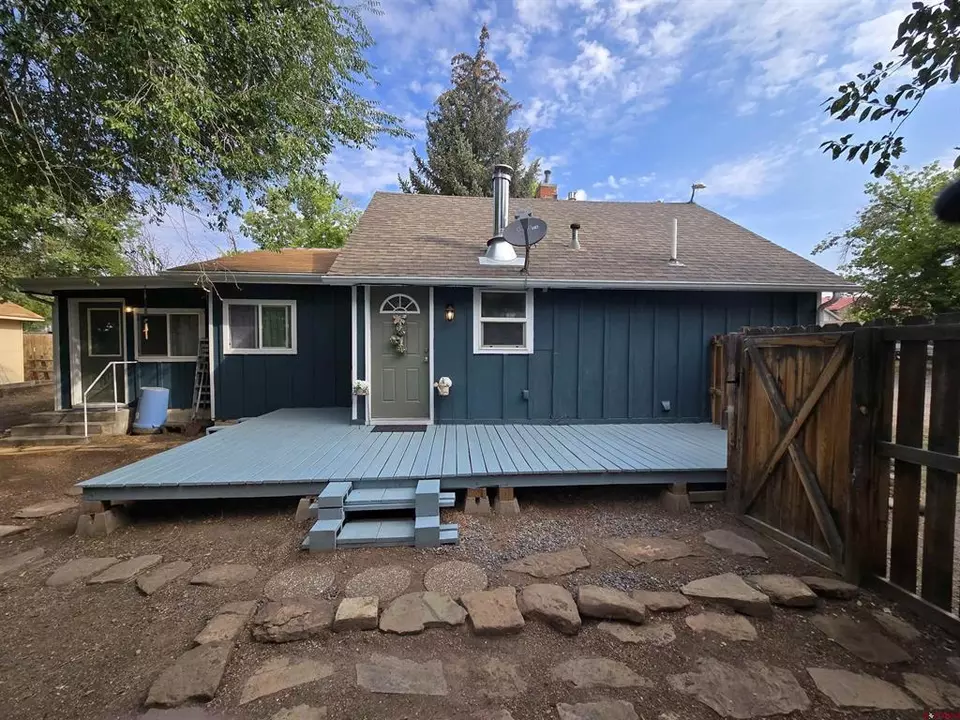 Exterior - 150 NW 4th St, Cedaredge, CO 81413 photo 1 of 7