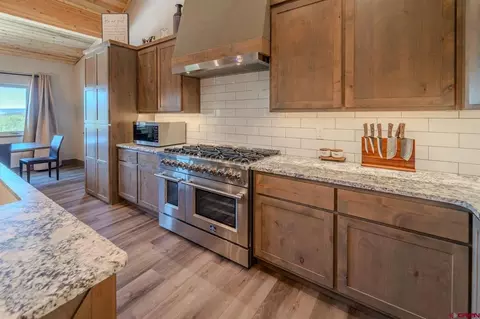 Kitchen - 1700 Thoroughbred Rd, Durango, CO 81303 photo 4 of 4