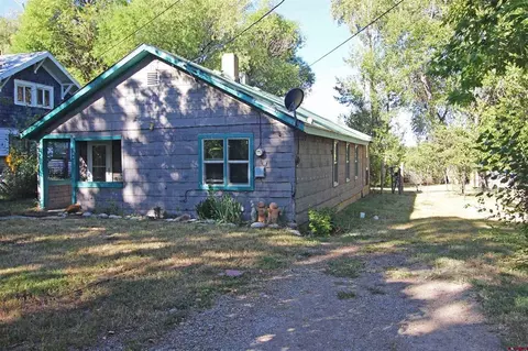 304 S Walnut St, Mancos, CO 81328