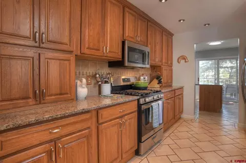 Kitchen - 1172 Ridge Rd, Durango, CO 81303 photo 3 of 4